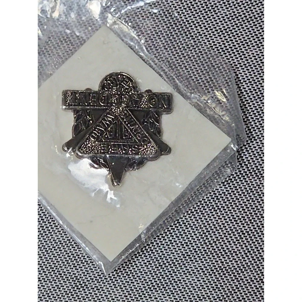 Vtg ATA Safe Driving Award Pin 11 Years No Accident American Trucking Lapel Badg